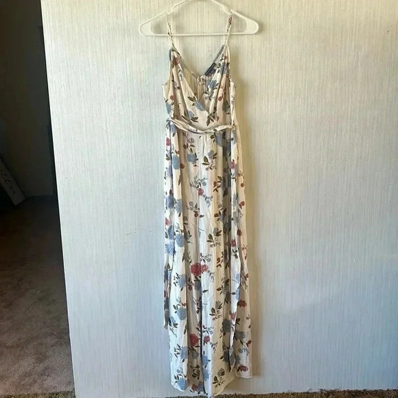 American Eagle Romper - Picture 1 of 8